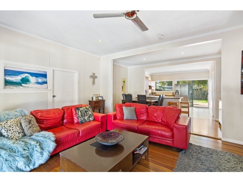 13 Cooloon Crescent, Tweed Heads South NSW 2486