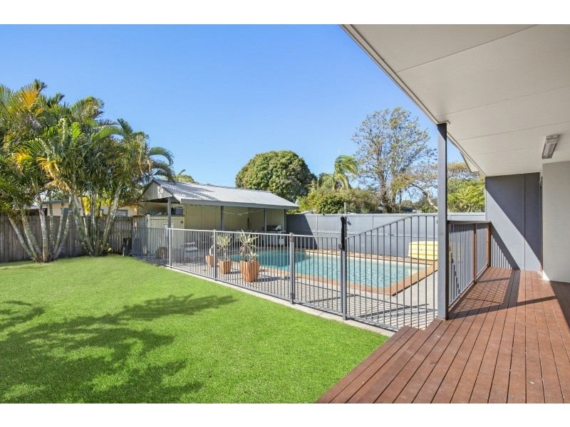 13 Cooloon Crescent, Tweed Heads South NSW 2486