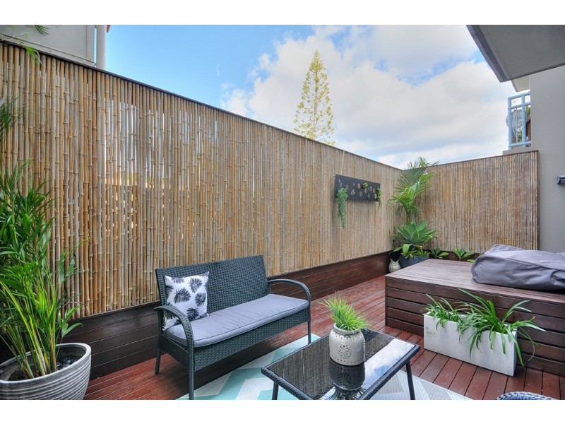 108/92 Musgrave Street, Kirra QLD 4225