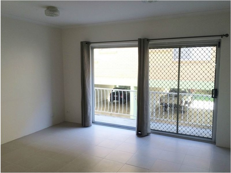 1/26 Garrick Street, Coolangatta QLD 4225