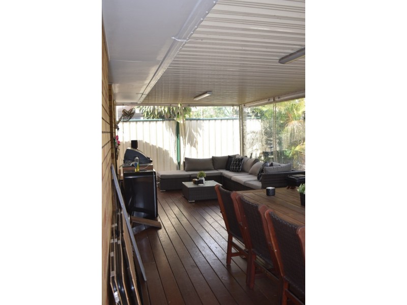 2/108 Nobby Parade, Miami QLD 4220