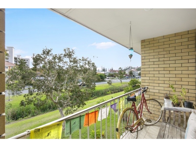 10/17 Coolangatta Road, Kirra QLD 4225
