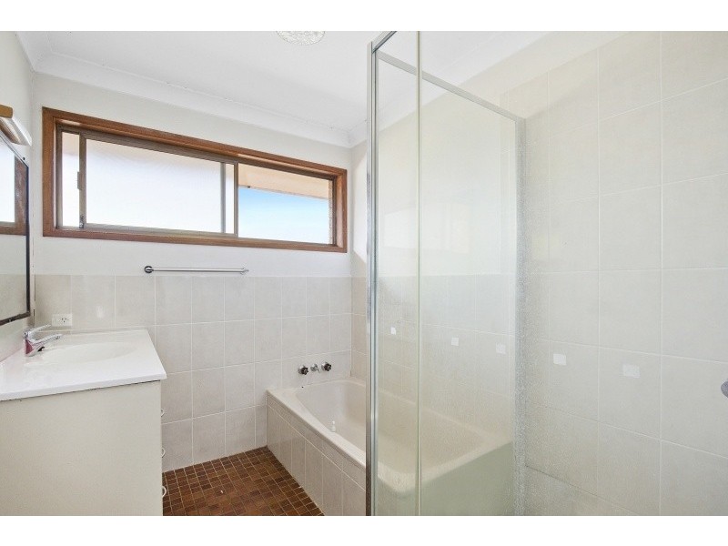 92 Pioneer Parade, Banora Point NSW 2486