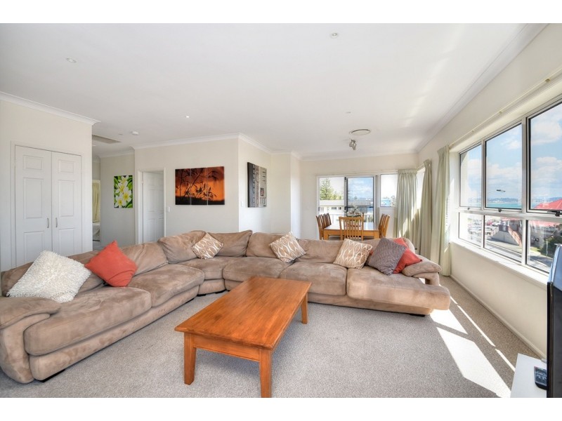 7/20 Marine Parade, Coolangatta QLD 4225