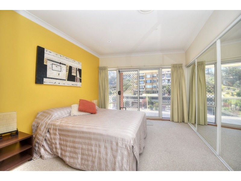 7/20 Marine Parade, Coolangatta QLD 4225