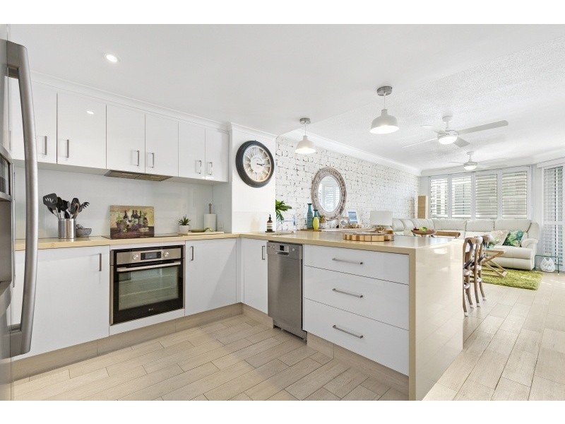 405/4-10 Douglas Street, Kirra QLD 4225