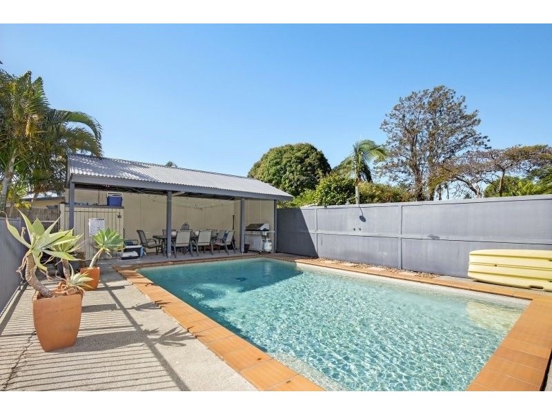 13 Cooloon Crescent, Tweed Heads South NSW 2486