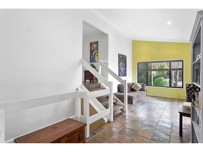 22 Hoffschildt Drive, Currumbin Waters QLD 4223