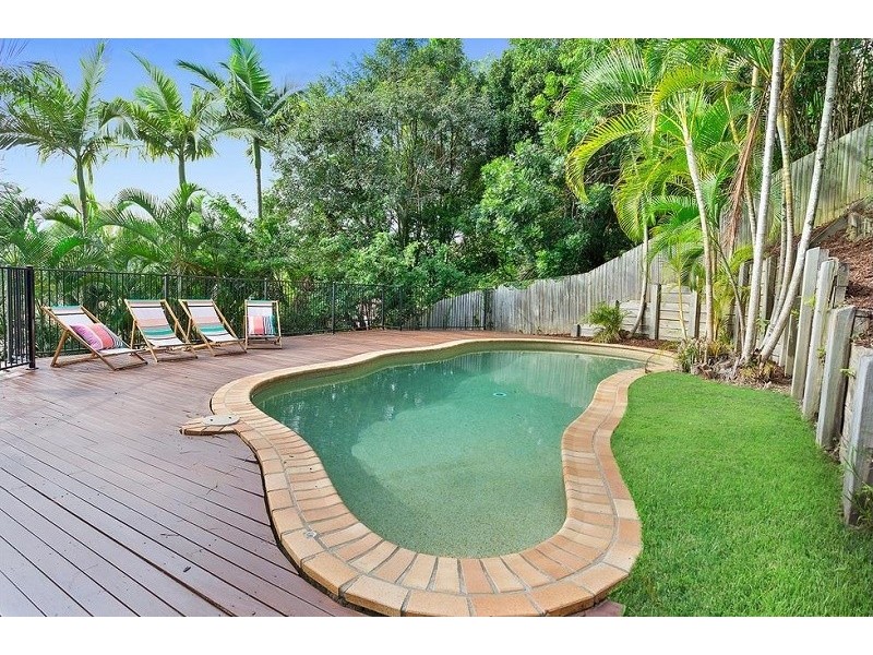 22 Hoffschildt Drive, Currumbin Waters QLD 4223