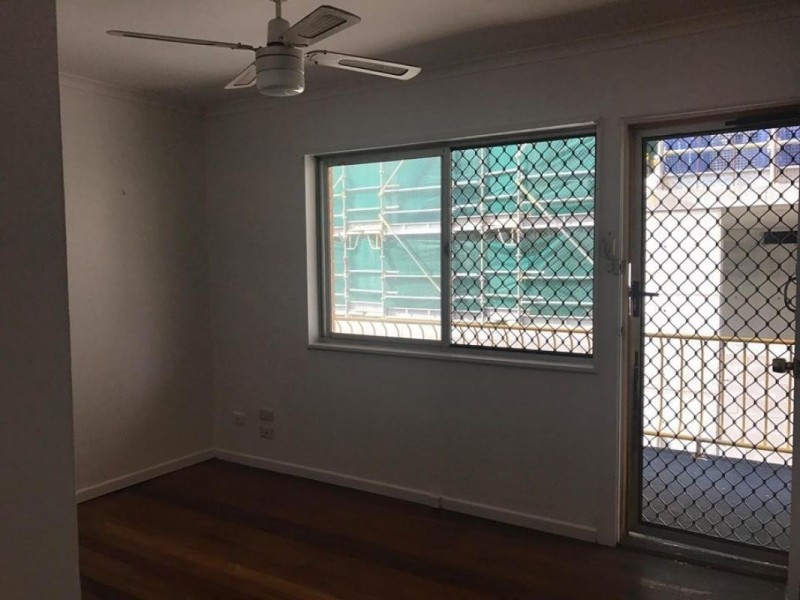 5/4 Lord Street, Kirra QLD 4225