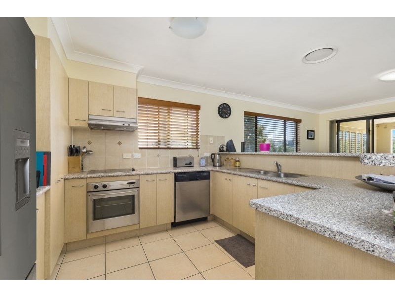 8/33 Dixon Street, Coolangatta QLD 4225