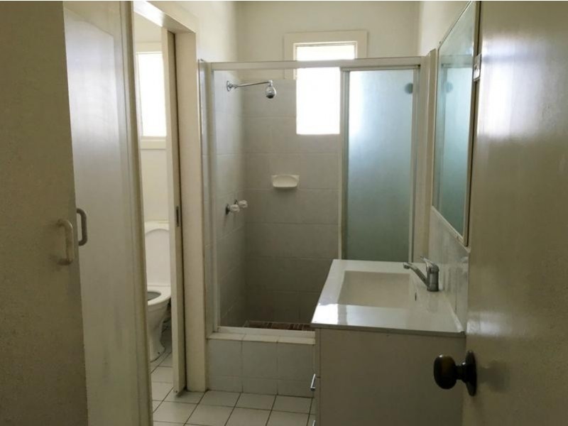 1/17 Miles Street, Kirra QLD 4225