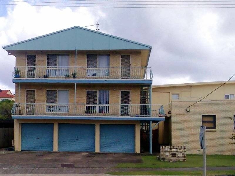 1/17 Miles Street, Kirra QLD 4225