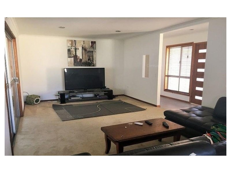 20 Patura Drive, Ashmore QLD 4214