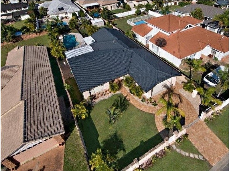148 Santa Cruz Boulevard, Clear Island Waters QLD 4226