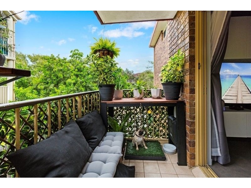 3/4 Rolan Court, Palm Beach QLD 4221