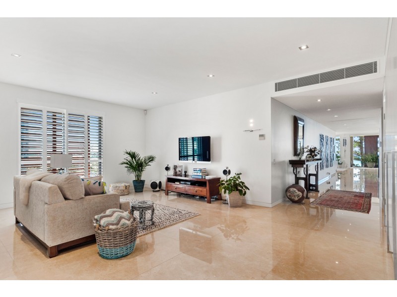 4/60 Musgrave Street, Kirra QLD 4225