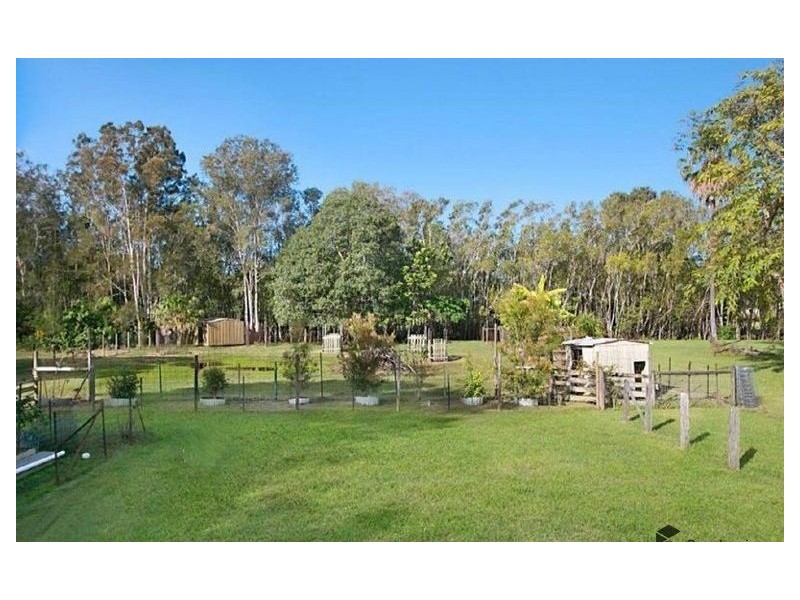 34 Larch Street, Tallebudgera QLD 4228