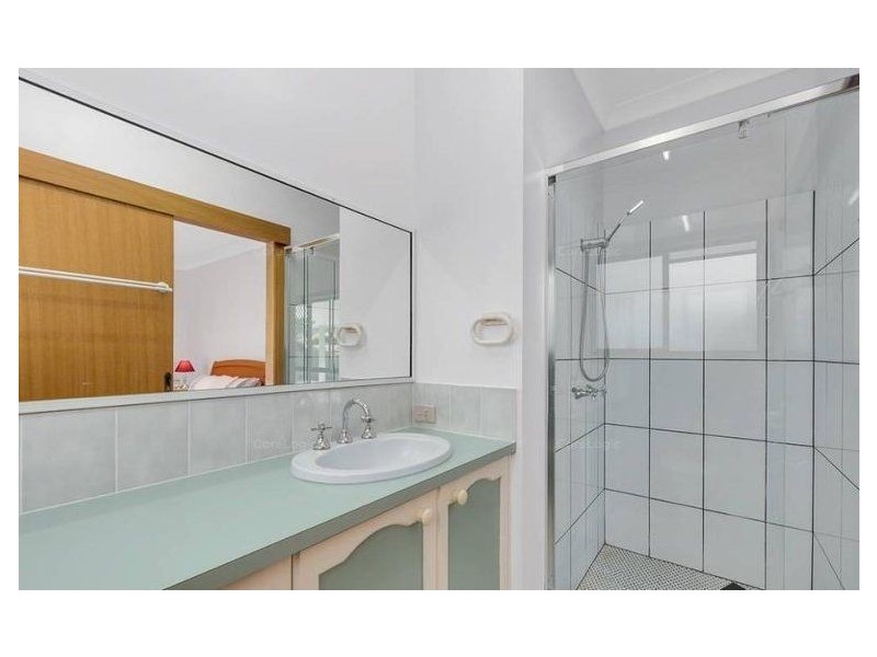 34 Larch Street, Tallebudgera QLD 4228