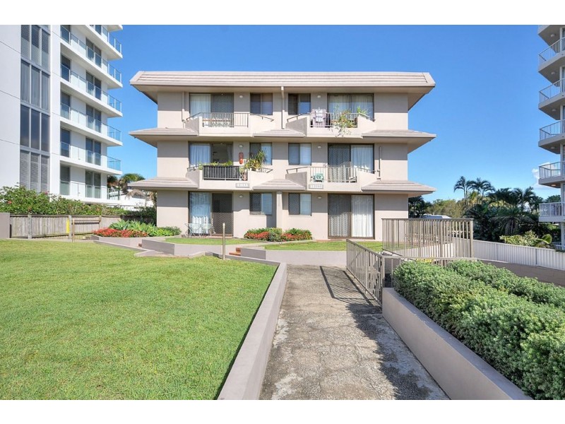 18/22 Musgrave Street, Kirra QLD 4225