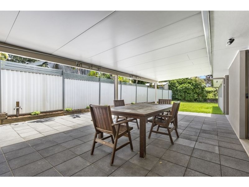 27 Merinda Court, Southport QLD 4215
