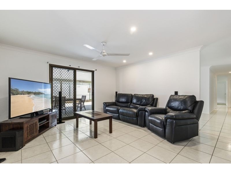 27 Merinda Court, Southport QLD 4215
