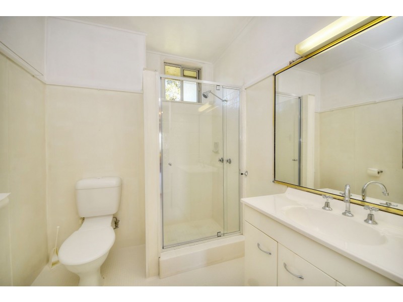 3/32 South Street, Kirra QLD 4225