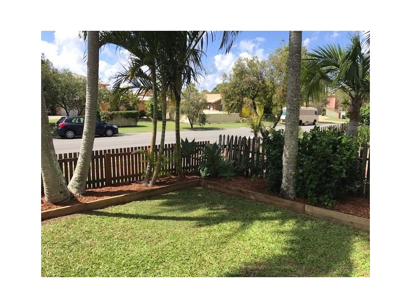 30 Alexander Court, Tweed Heads South NSW 2486