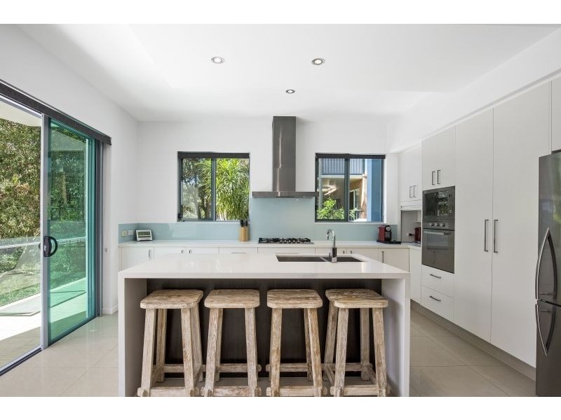 2/9 South Street, Kirra QLD 4225