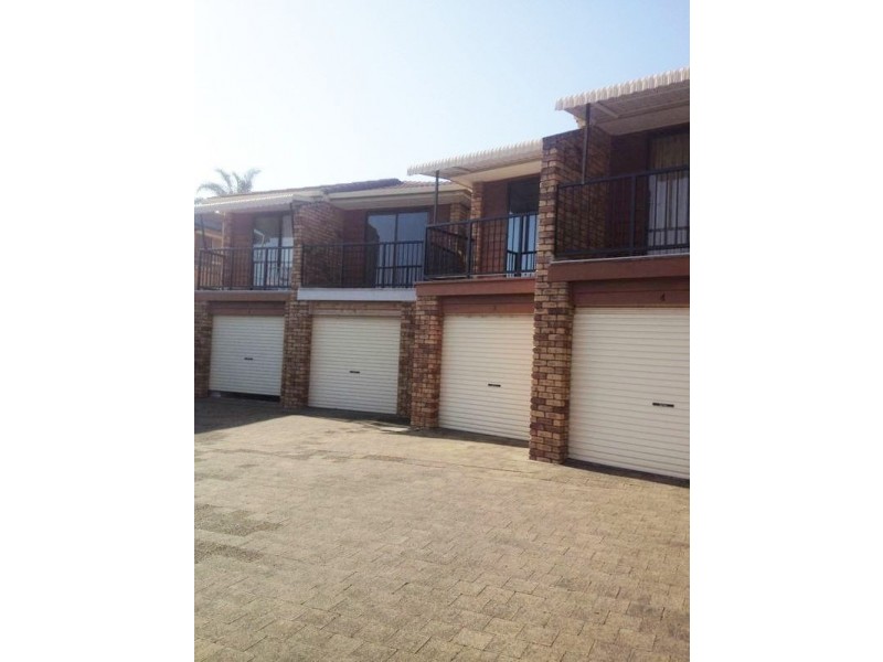 2/29 Surfers Avenue, Mermaid Waters QLD 4218