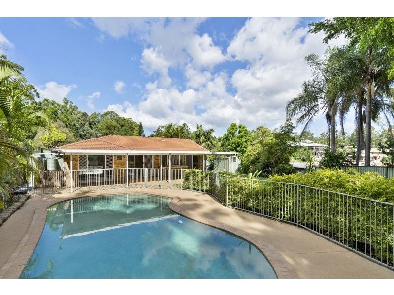9 Watford Crescent, Molendinar QLD 4214