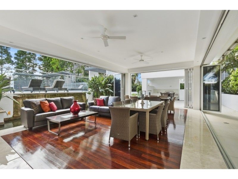 1 Haig Street, Coolangatta QLD 4225