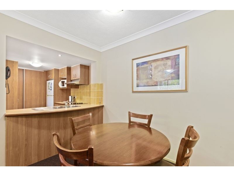 11/37 Golden Four Drive, Bilinga QLD 4225