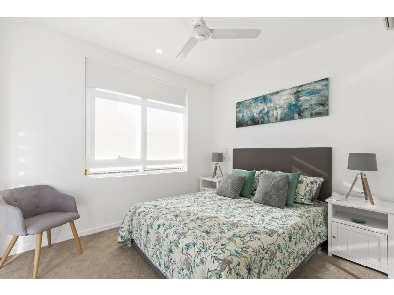 402/19 Winston Street, Kirra QLD 4225