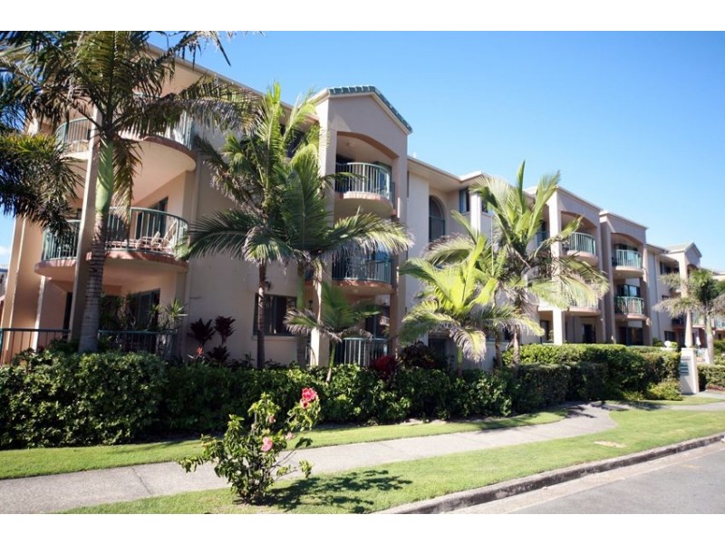 25/2 Graham Street, Bilinga QLD 4225