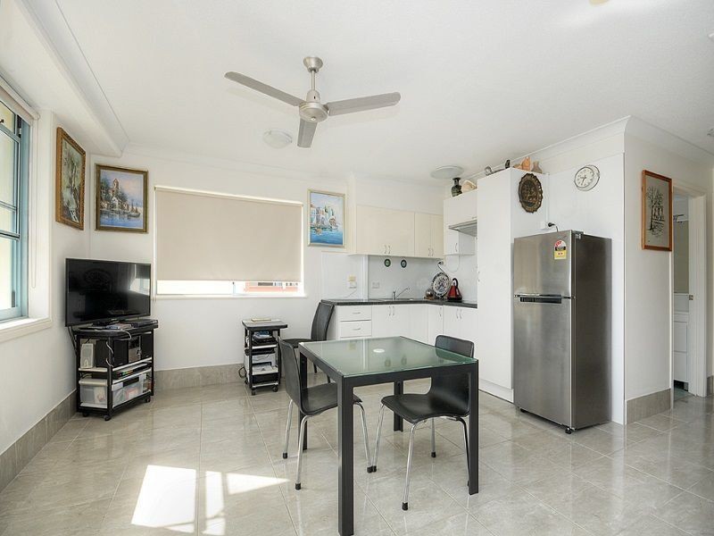 207/92 Musgrave Street, Kirra QLD 4225