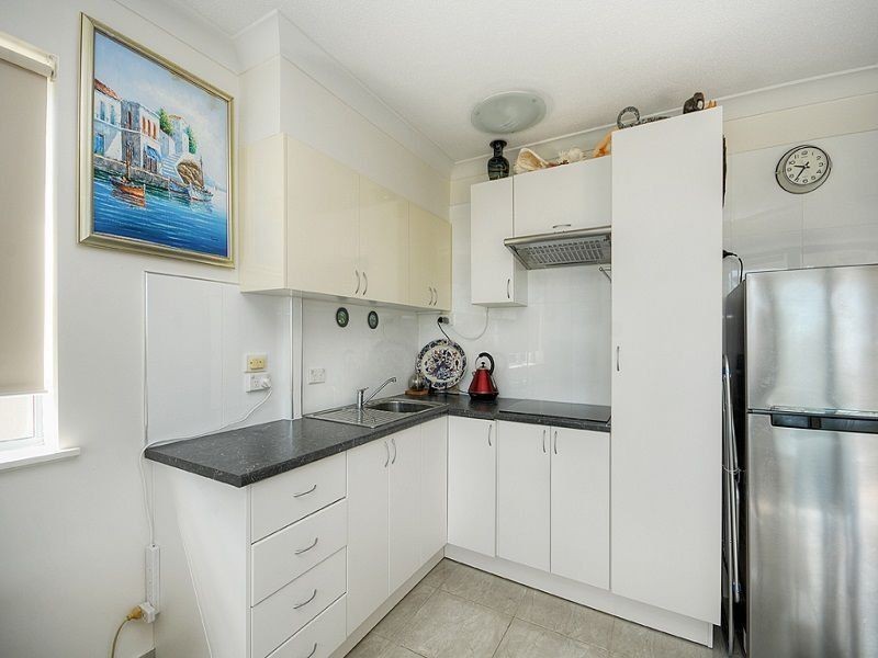 207/92 Musgrave Street, Kirra QLD 4225