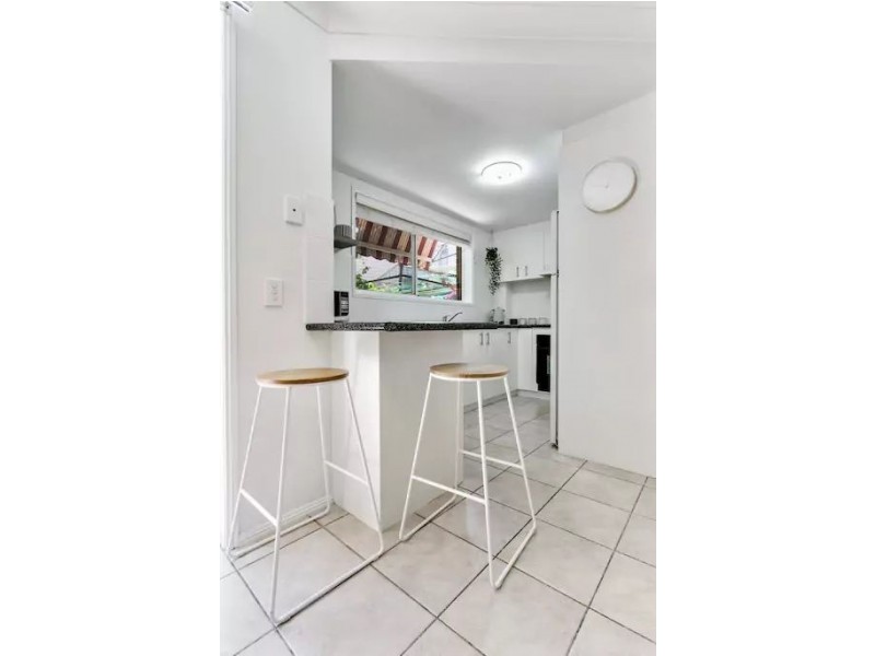 4/9-11 Churchill Street, Kirra QLD 4225