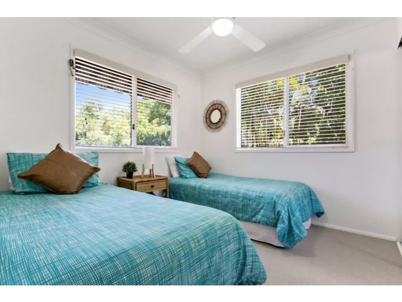 4/9-11 Churchill Street, Kirra QLD 4225