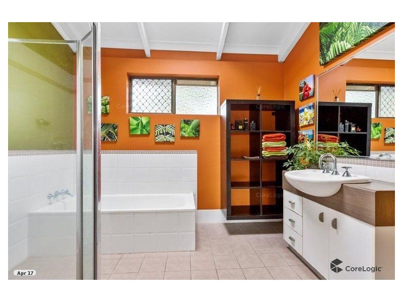 124 Peninsula Drive, Bilambil Heights NSW 2486