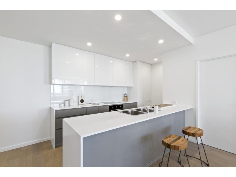 504/19 Winston Street, Kirra QLD 4225