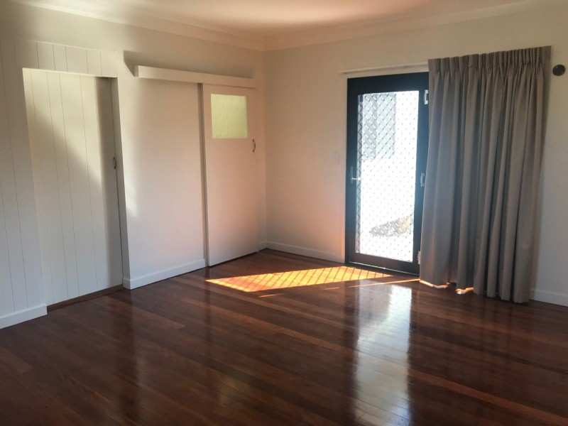 8 Charlotte Street, Coolangatta QLD 4225