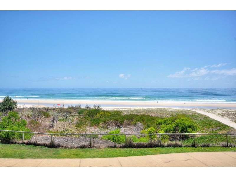 4/241 Golden Four Drive, Bilinga QLD 4225