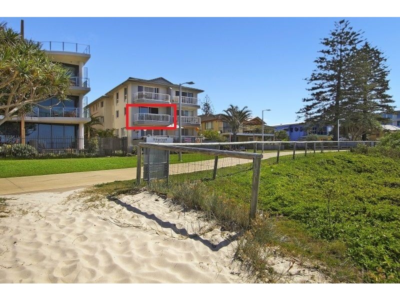 4/241 Golden Four Drive, Bilinga QLD 4225