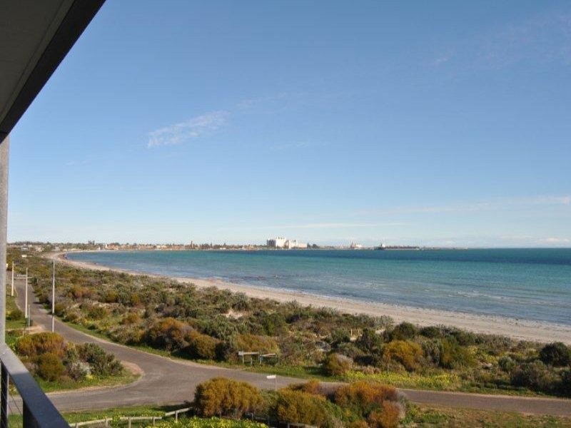 31 Esplanade, North Beach SA 5556