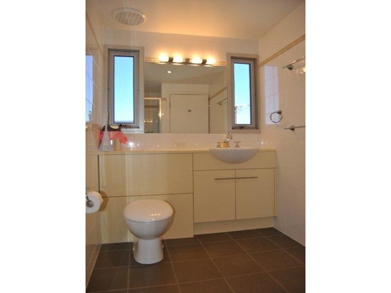 31 Esplanade, North Beach SA 5556