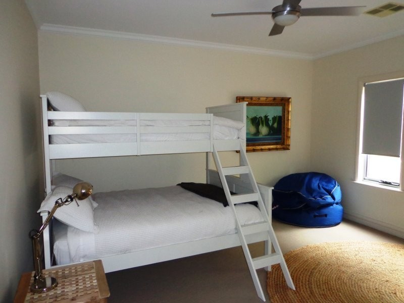 37 Marina   Drive, Port Vincent SA 5581