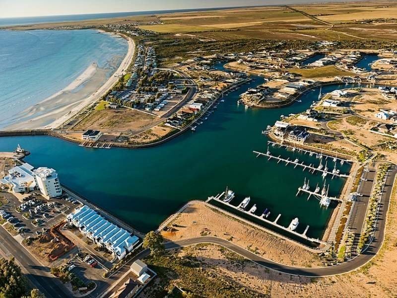 606 Inverness Way, Wallaroo SA 5556