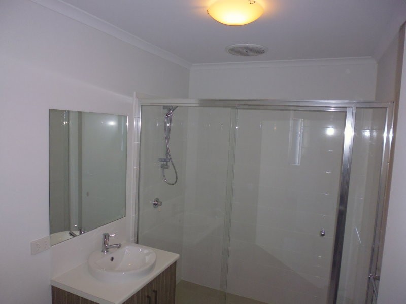 4/8 Marina  Drive, Port Vincent SA 5581