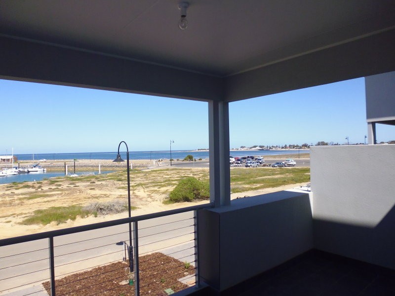 4/8 Marina  Drive, Port Vincent SA 5581